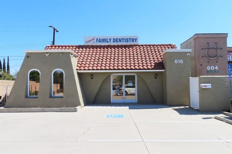 Dentist in Montebello